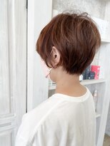 キャアリー(Caary)&nbsp;福山Caary20代30代40代50代60代ショートヘア小顔補正立体カット