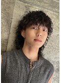 ツイストスパイラルパーマメンズツーブロックマッシュウルフ