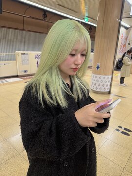 エイト 福岡天神店(EIGHT fukuoka) ライムグリーン！