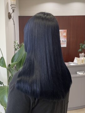 ネイビーブラック