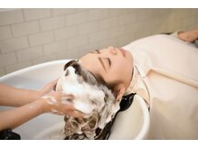 《極上の癒し時間を…ヘッドスパ》［ヘッドスパ/髪質改善/白髪ぼかし/ハイライト/レイヤー/ボブ］
