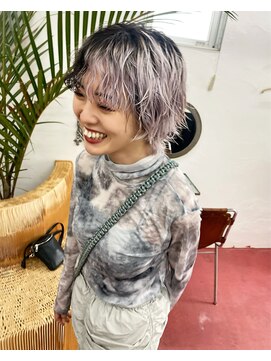 フィン(fin,) Ayato/セクションカラー/グラデーションカラー/ペールベージュ