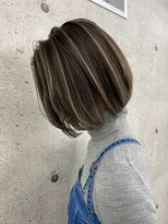 イキ 表参道(iki omotesando)&nbsp;モード/無造作ウェーブ/大人ガーリー[表参道駅]