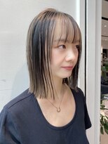 ステア ケース(stair case)&nbsp;切りっぱなしストレートボブミディアム顔まわり前髪カット