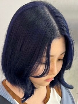 ウィコ 新宿(WICO) Navyblue [新宿駅/切りっぱなしボブ/エアリーロング]