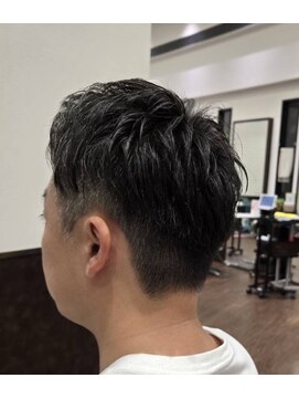 ヘアー＆メイク ルナルナ 明和店　HAIR＆MAKE LUNA LUNA 爽やかツーブロック