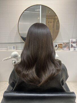 トッカ ヘアアンドトリートメント バイ リウム(tocca hair&treatment by Rium) 《韓国ヘア》オリーブグレージュカラー×ヨシンモリ
