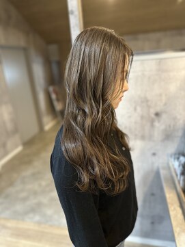 エルフグローリー(elf -glory-) 姫路飾磨◎透明感グレージュ×レイヤー