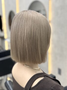 ルノン シェリー(LUNON cheliy) 黒髪クラゲヘアーオリーブグレー小顔ココアベージュ