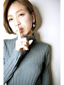 トゥワイス(twice) [twice]スリークショート