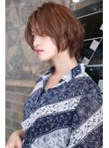 前髪長めの大人ショート
