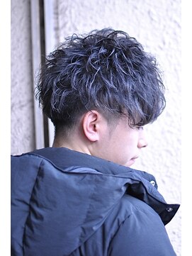 ブレイズ ザ サロン(BLAZE THE SALON) THE 王道☆簡単スタイリング黒髪束感マッシュ【BLAZE 大庭】