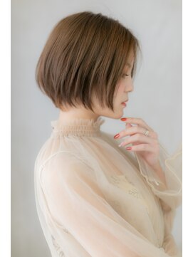 カバーヘア ブリス 上尾西口店(COVER HAIR bliss) 大人かっこいいセンターパート小顔ミニボブY上尾20代30代40代
