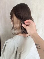 サクラ オモテサンドウ(SAKURA)&nbsp;インナーカラー　キャラメルベージュ　ボブ　表参道