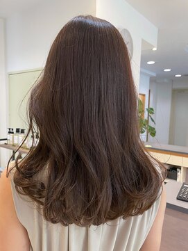 ユーリ(juli) 柔らかブラウン