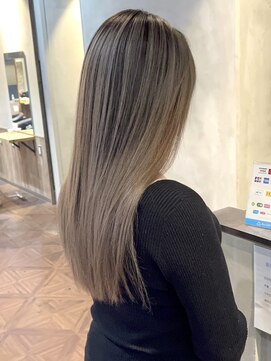 ソル オモテサンドウ 表参道 青山(SOL . OMOTESANDO) ミルクティーベージュダブルカラーインナーカラーケアブリーチ