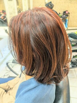 ヘアーデザインムーヴ(Hair design MOVE) 白髪ぼかしハイライト　ミディアム