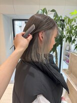 ニュート(Neut )&nbsp;グレージュカラー/ブリーチカラー/デザインカラー