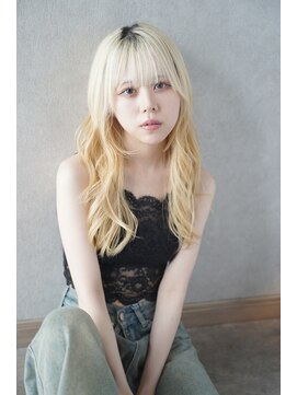 ソレイユバイエルズ(soleil by ailes) ブロンド/ロングレイヤー/ハイライトカラー/さいたま新都心