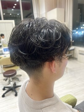 ビス ヘア アンド ビューティー 西新井店(Vis Hair&Beauty) 無造作フェザーパーマ×メンズショート