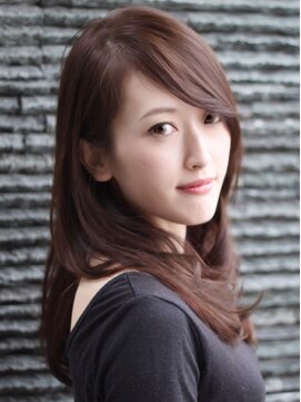 ユア ヘアー ルーム(Your Hair ROOM) ワンカールセミロング