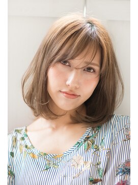 リル 8F 銀座(Rire) 【Rire-リル銀座-】大人の品格漂う王道ボブ