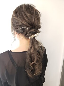 ウルー 博多店(uruu) 【ポニーテール】博多/博多駅/ヘアセット/早朝