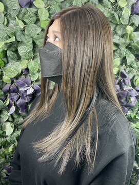 ビューティドレッセヤマノ 池袋パルコ(Beauty Dresse YAMANO) サラサラロングのインナーカラー