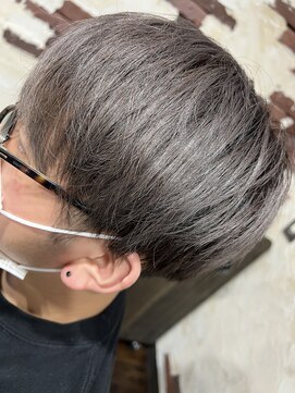 ヘアー クリエイト カルバリ(HAIR CREATE Calbari) シルバーグレーカラー