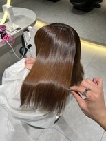 ロンドメリア 天神大名店(Lond Melia)&nbsp;★グレージュカラー斜めバングデザインカラーシルキーベージュ