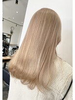 リノショアーズ 元町店(RINOSHORES)&nbsp;20代30代大人可愛いハイトーンカラーホワイトベージュ