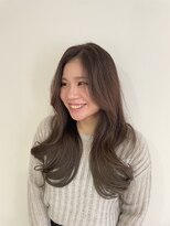 リラ(LILAC)&nbsp;上品ロングレイヤーカット