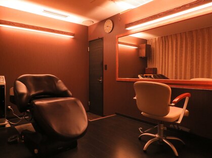 リフュージュ フォーメン(refuge for men)の写真