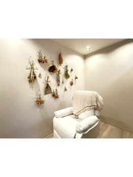 30～40代の大人女性必見◇1席のみ＆完全マンツーマンのプライベートサロンで、髪のお悩みに寄り添います◎