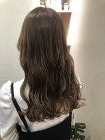 ブロッシー(blossy.)&nbsp;ミルクティーベージュ