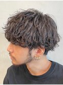 渋谷波巻きツイストパーマメンズカットラウンドマッシュヘア