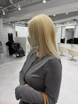 海外風抜きっぱなしブロンド