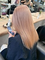 Beleza 川越 -ブリーチ・ハイトーン・ダブルカラー・エクステ・羽エクステ- 17863ミルクティーブラウンシャンパンベージュレイヤー韓国巻き