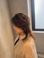 ヴェル(Vel.) ミディアムウルフクラゲヘアーくすみベージュハイレイヤーウルフ