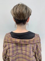 テトヘアー(teto hair) short(ハンサムショート、グラデーションカラー、グレージュ)
