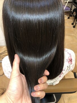 アコンプリッシュ 代官山 恵比寿(accomplish) クリスタルミネコラ