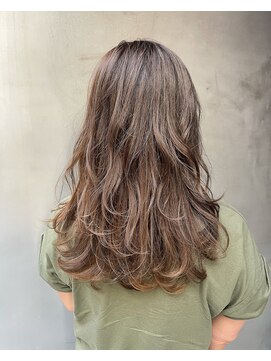 エムプラス 二子玉川(Mplus) 【30代40代50代】バレイヤージュ★白髪ハイトーン Mplusミズイデ