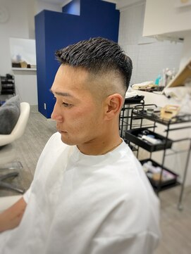 クワテ(cuate) フェードスタイル＿#ビジネスマン#簡単メンズスタイリング