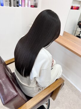 アメリ(Amelie) TOKIOトリートメントで触りたくなる艶髪