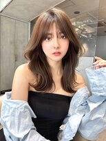 ロンドローズ 名古屋(Lond damaskRose)&nbsp;リフトレイヤー センターパート ブリーチ縮毛矯正 ヨジャドル23