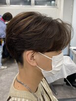 バイフィフス 原宿/表参道(by fifth)&nbsp;毛流れセンターパートニュアンスパーマツーブロック刈り上げ