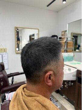 バーバーカットビー(Barber cut.B) 大人のナチュラルグレー