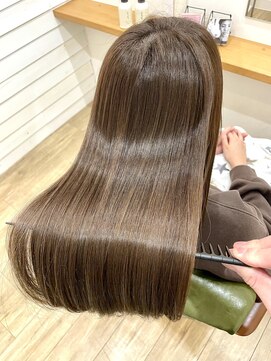 グリーンルームセカンド 結城店(GREEN ROOM. 2nd) 縮毛矯正 髪にドラマを
