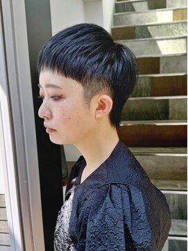 ゴーズゴードットビー 吉祥寺(go s go .b) 刈り上げ/刈り上げショート/ベリーショート/ブルーブラック