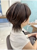 シルエットが美しい!ハイレイヤーくびれショート
